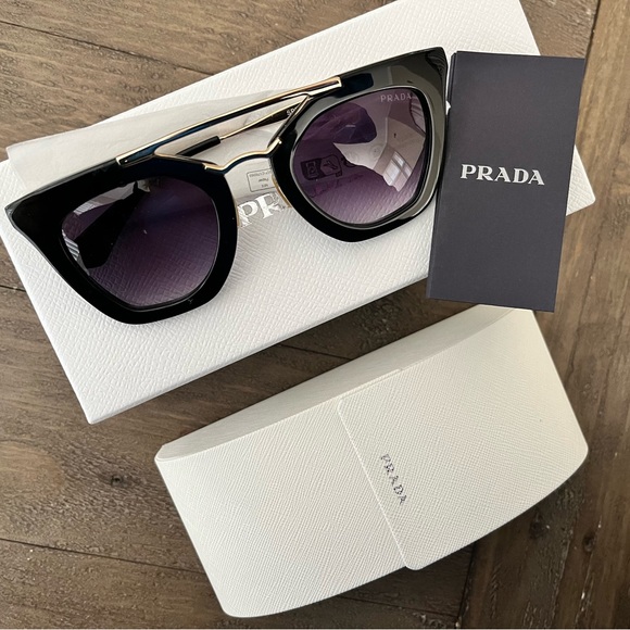 Prada 09QS 09 1AB-0A7 Black Gold Gray Gradient Sunglasses PR09QS - Picture 4 of 6